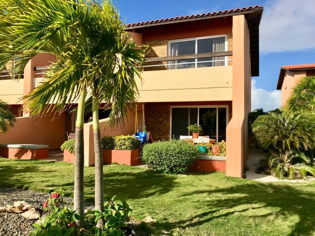 Eagle Vacation Home, Pool View And Beach Steps Away Palm Beach Exterior photo